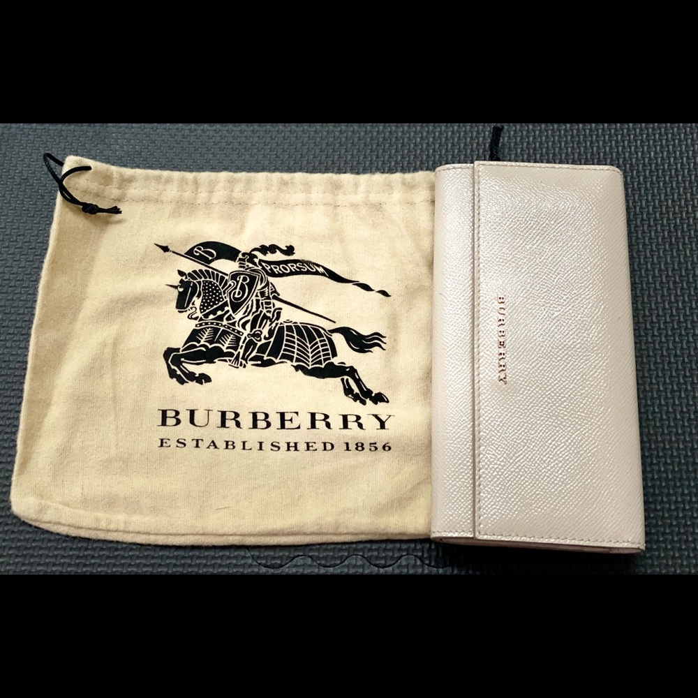 Burberry long wallet